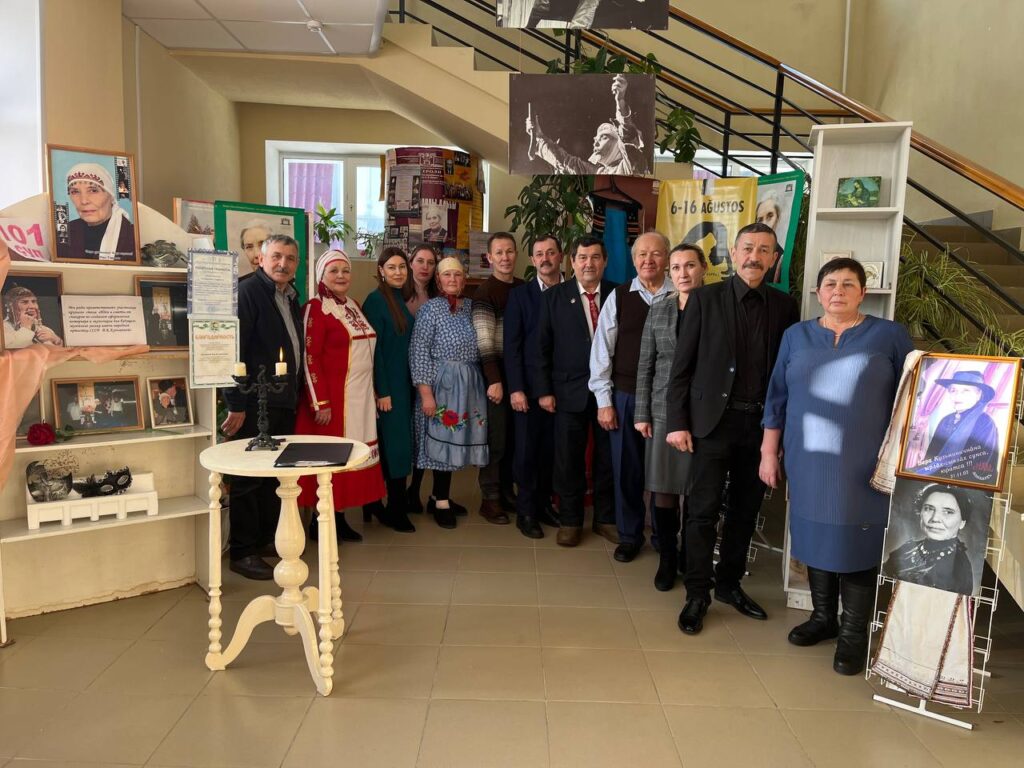 Вы сейчас просматриваете Состоялся круглый стол по созданию музейного уголка в честь Веры Кузьминой